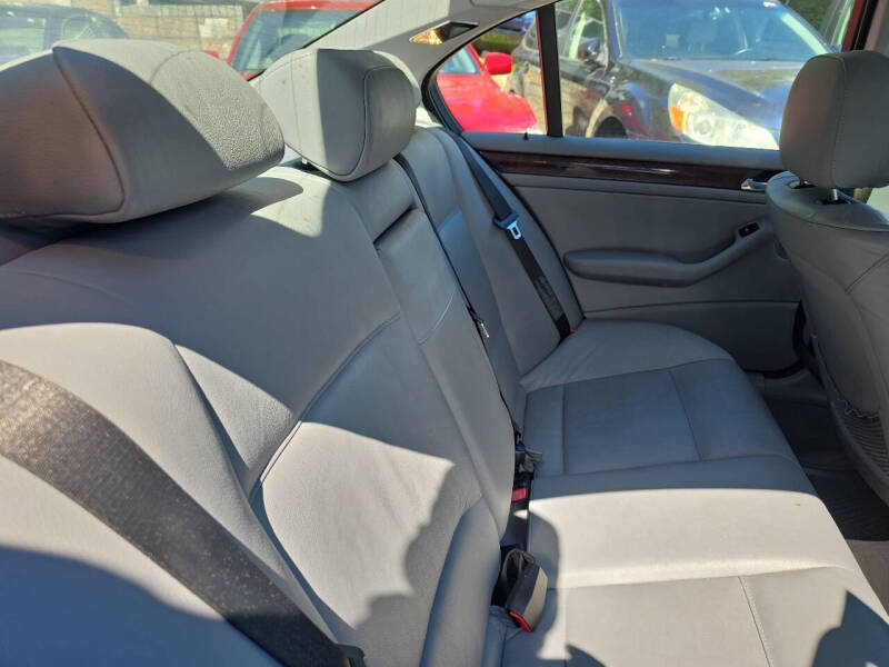 2003 BMW 3 Series 325xi