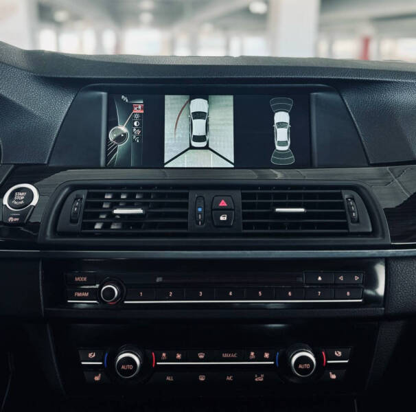 2013 BMW 5 Series 528i