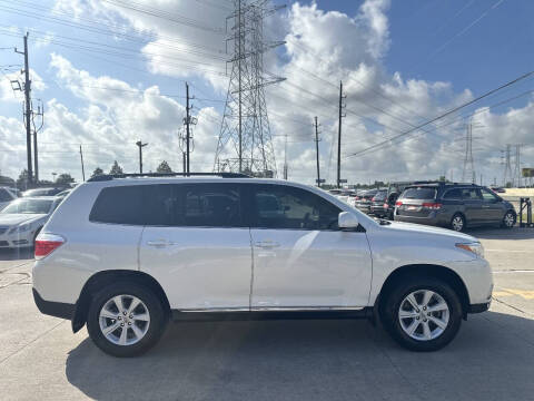2013 Toyota Highlander Plus