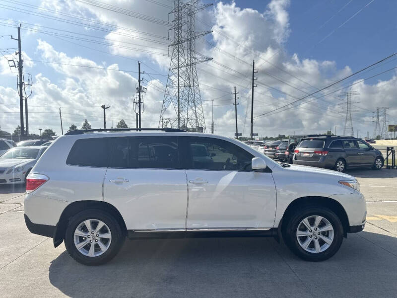 2013 Toyota Highlander Plus