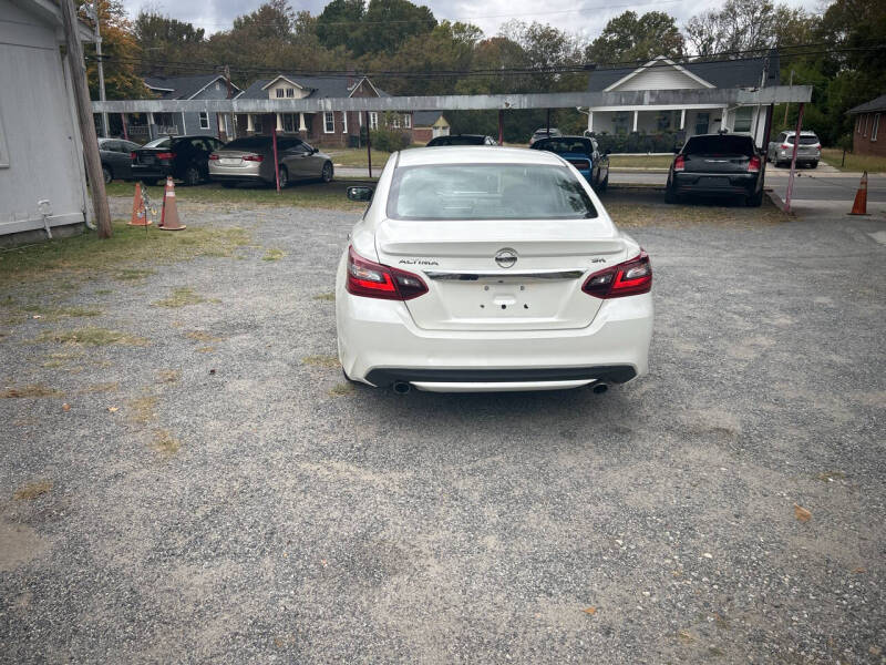 2017 Nissan Altima 2.5 SR