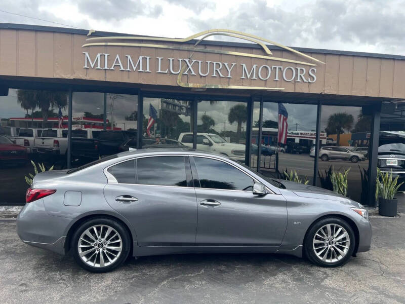 2022 Infiniti Q50 Luxe