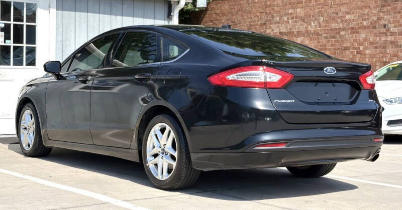 2013 Ford Fusion SE