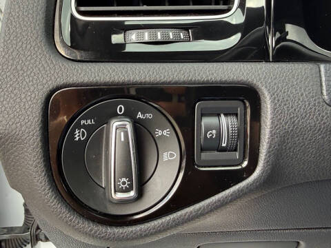 2018 Volkswagen Golf GTI S