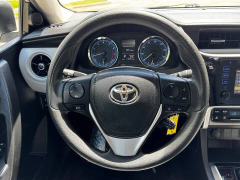 2017 Toyota Corolla LE