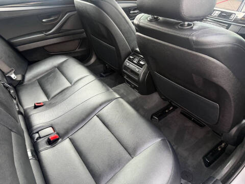 2015 BMW 5 Series 528i xDrive