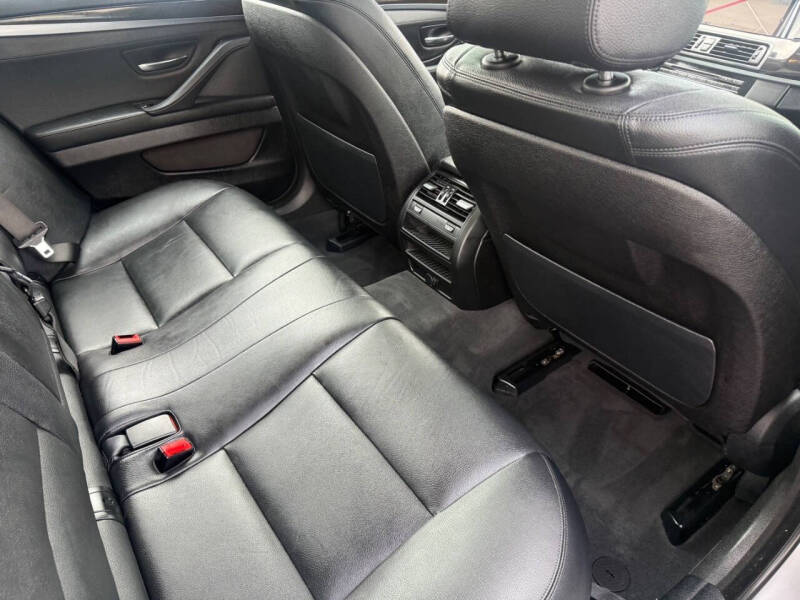 2015 BMW 5 Series 528i xDrive