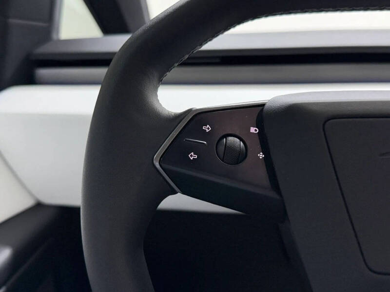 2024 Tesla Cybertruck