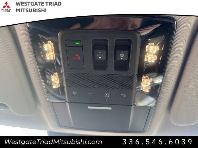 2025 Mitsubishi Outlander SE