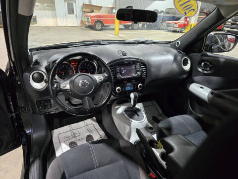2017 Nissan JUKE SV