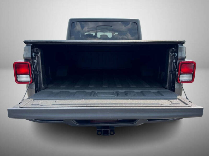 2023 Jeep Gladiator Willys