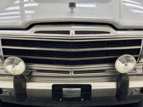 1988 Jeep Grand Wagoneer