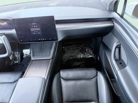 2023 Tesla Model X Standard Range