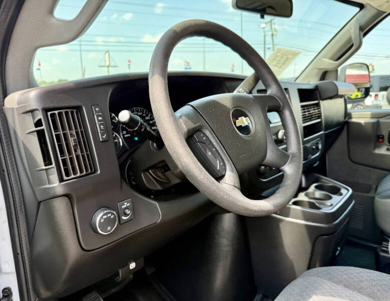 2018 Chevrolet Express 2500