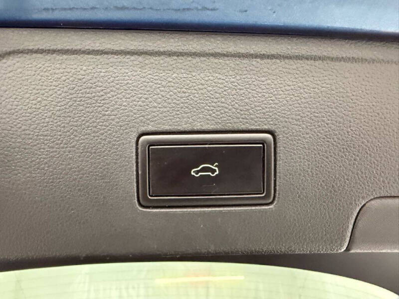 2020 Volkswagen Atlas Cross Sport SE 4Motion