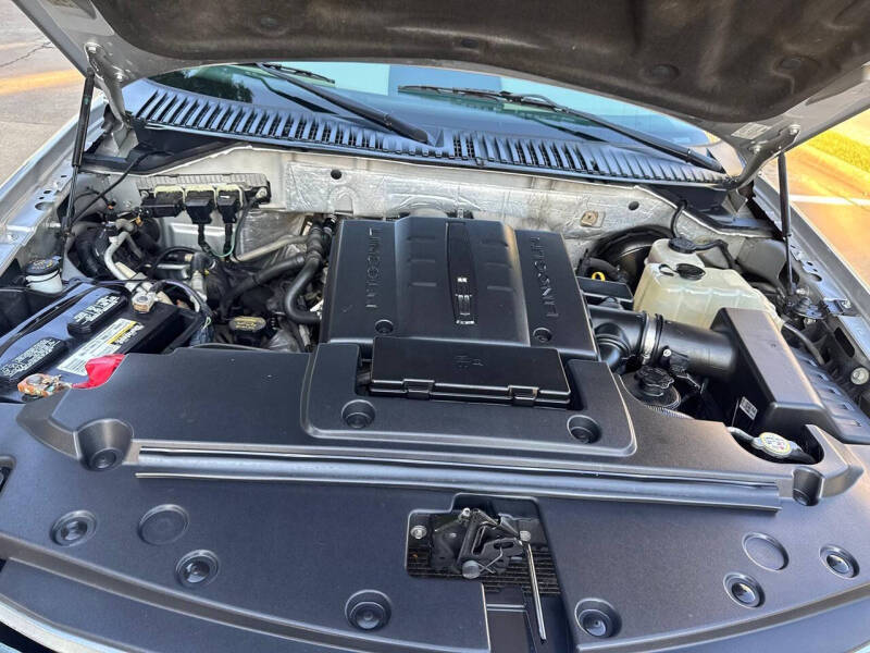 2012 Lincoln Navigator L