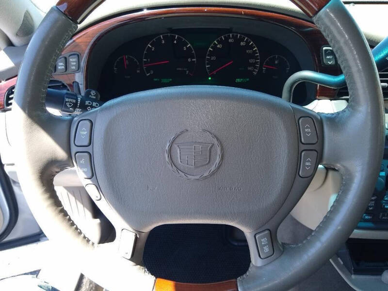 2005 Cadillac DeVille DHS