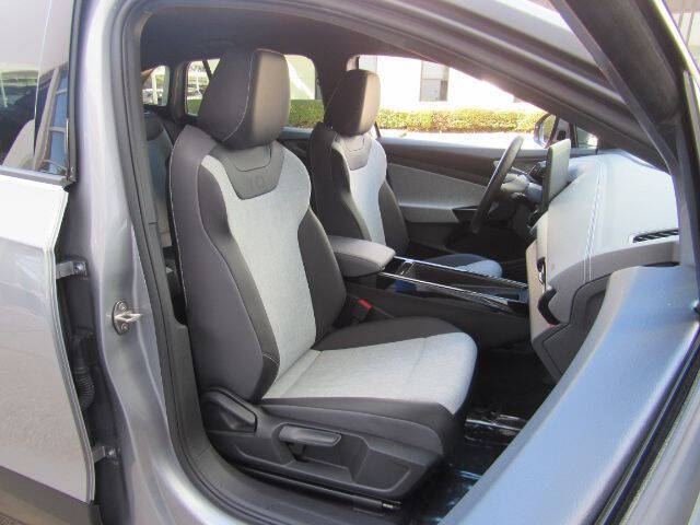 2023 Volkswagen ID.4 Standard