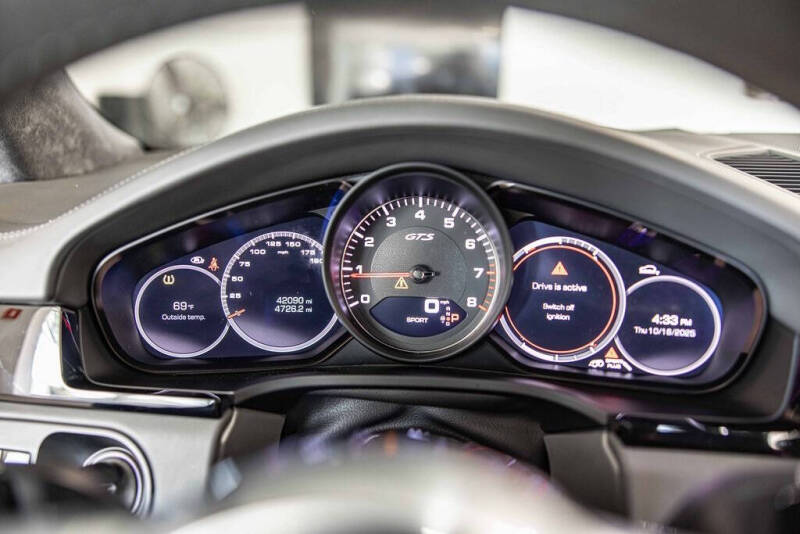 2021 Porsche Cayenne GTS