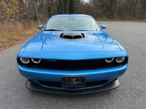 2016 Dodge Challenger 392 HEMI Scat Pack Shaker