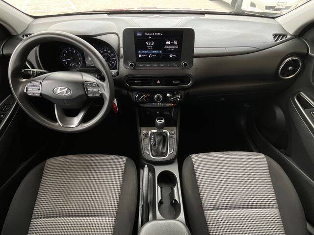 2023 Hyundai Kona SE