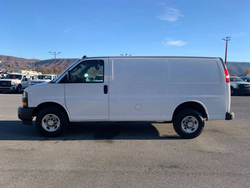 2021 Chevrolet Express 2500