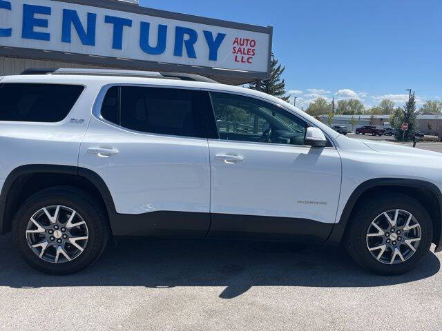 2023 GMC Acadia SLT