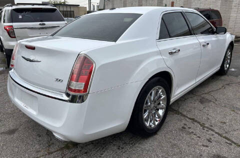 2012 Chrysler 300 Limited