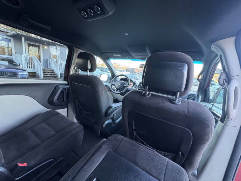 2014 Dodge Grand Caravan SE 30th Anniversary