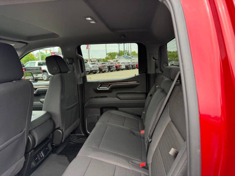 2024 GMC Sierra 1500 Elevation Standard