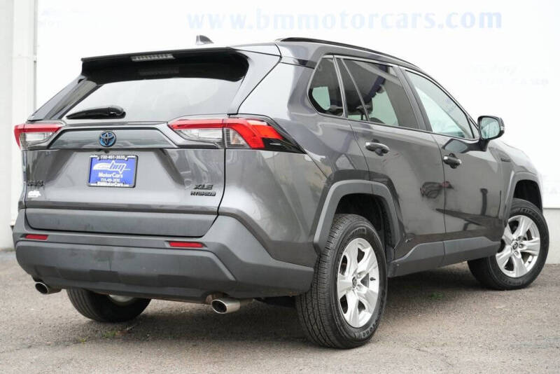 2021 Toyota RAV4 Hybrid XLE