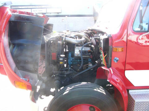 2000 International 4900