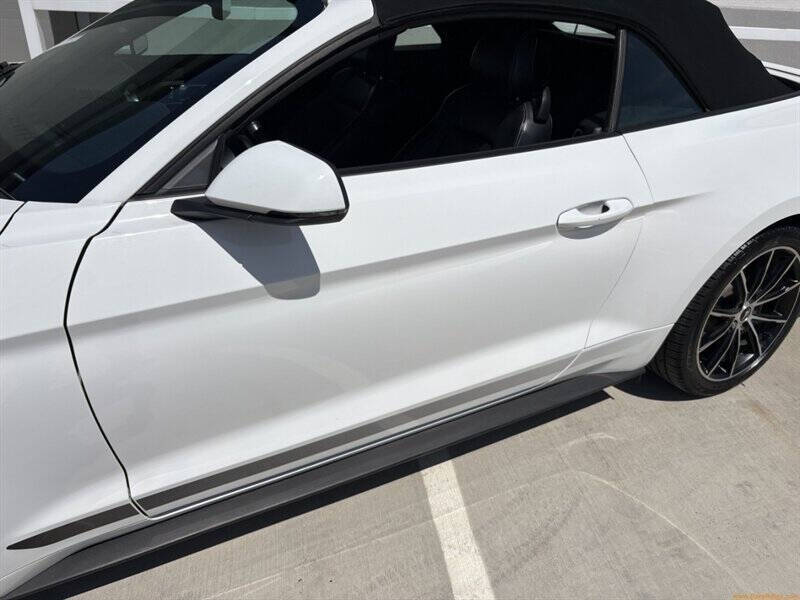 2020 Ford Mustang EcoBoost Premium