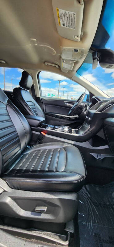 2019 Ford Edge SEL