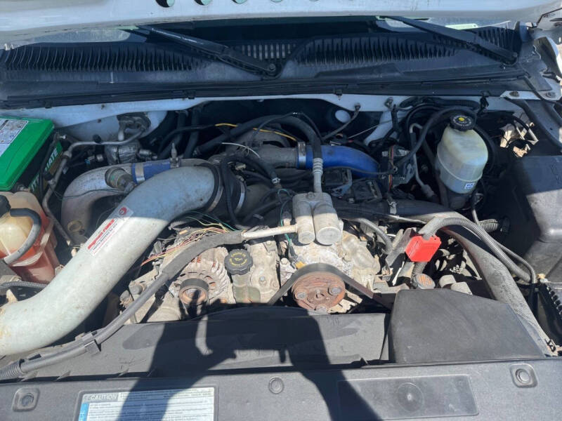 2001 Chevrolet Silverado 3500 LS