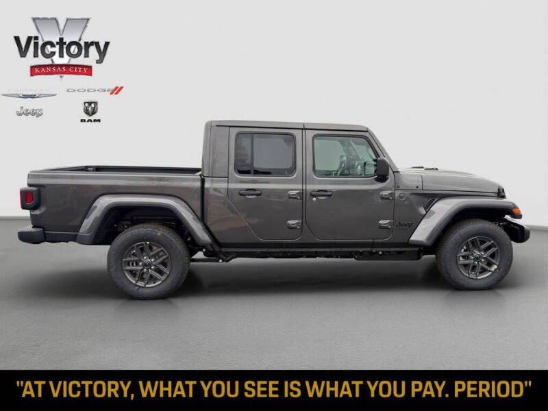 2026 Jeep Gladiator Sport S