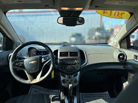 2014 Chevrolet Sonic LT Auto