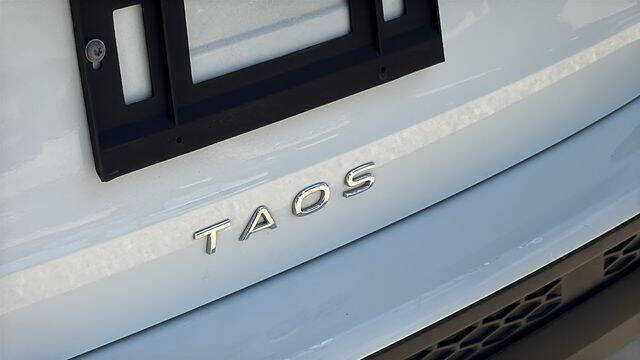2023 Volkswagen Taos SE