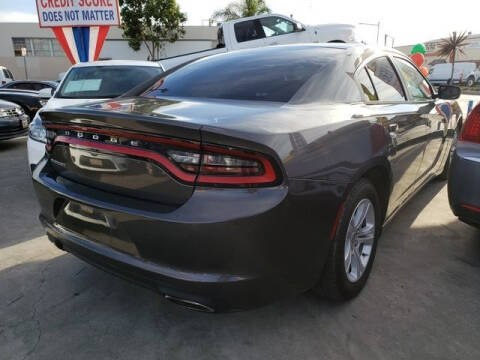 2016 Dodge Charger SE