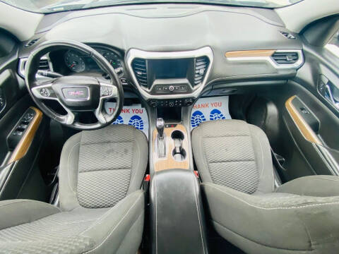 2017 GMC Acadia SLE-1