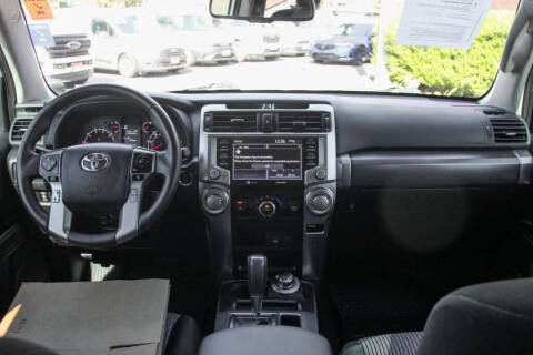 2022 Toyota 4Runner SR5