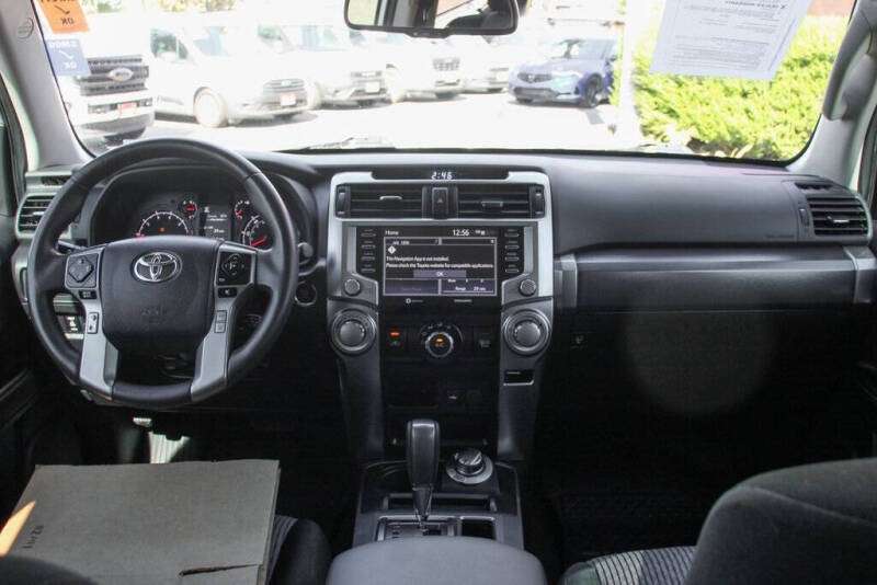 2022 Toyota 4Runner SR5