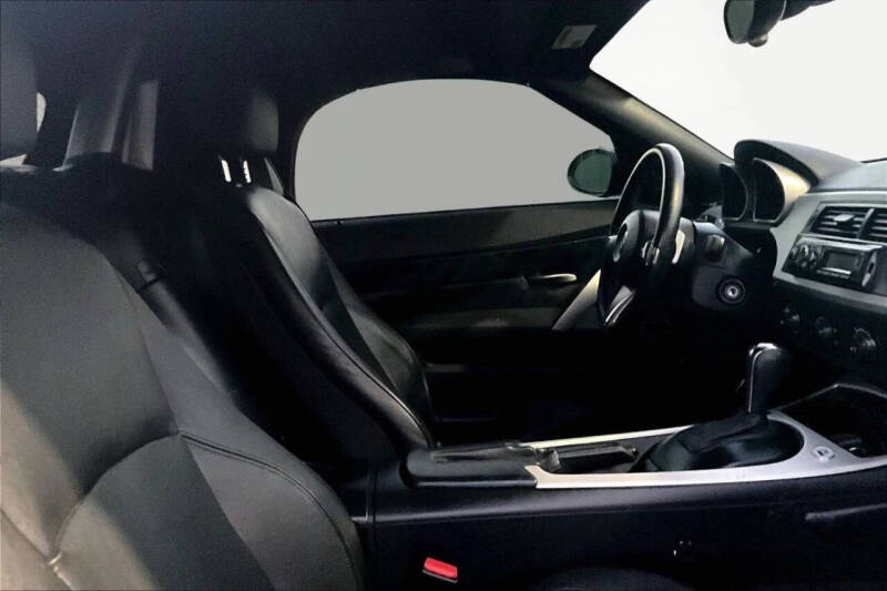 2006 BMW Z4 3.0i