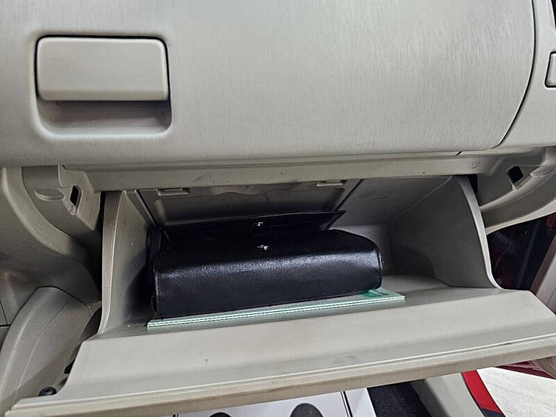 2012 Toyota Prius v Two