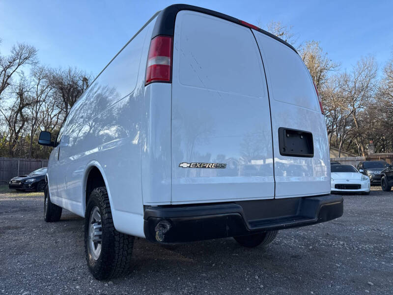 2017 Chevrolet Express 2500