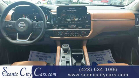 2022 Nissan Pathfinder Platinum