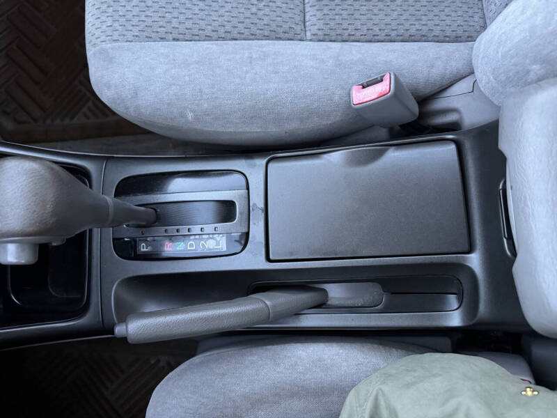 2003 Toyota Camry LE