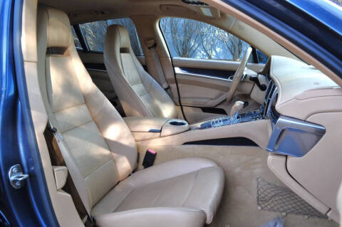 2012 Porsche Panamera