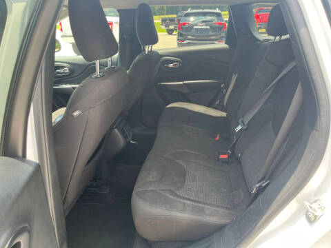 2019 Jeep Cherokee Latitude