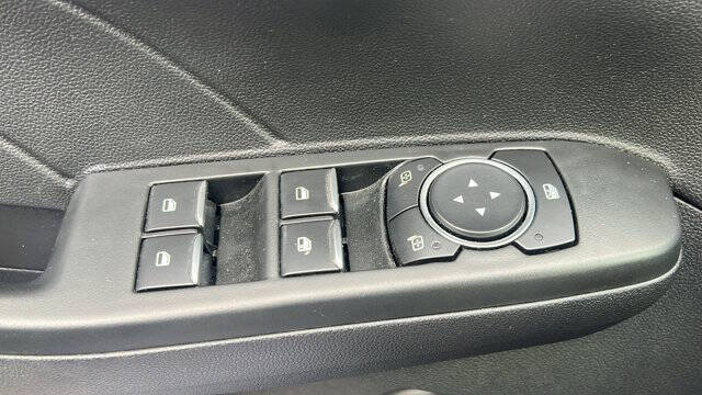 2022 Ford Escape Hybrid Titanium